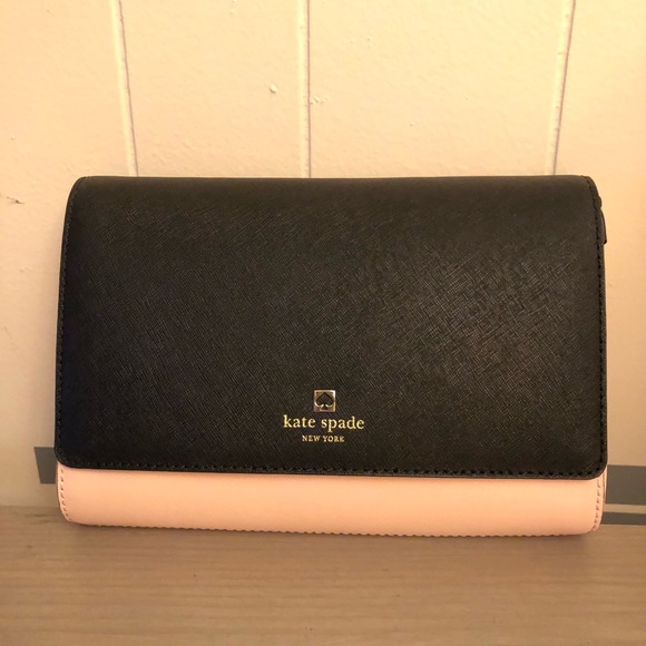 kate spade Handbags - Brand New KATE SPADE handbag without tags.